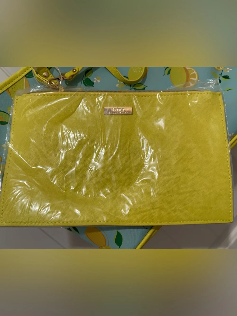 NWT Trina Turk Lemon Print Tote with Yellow Pouch